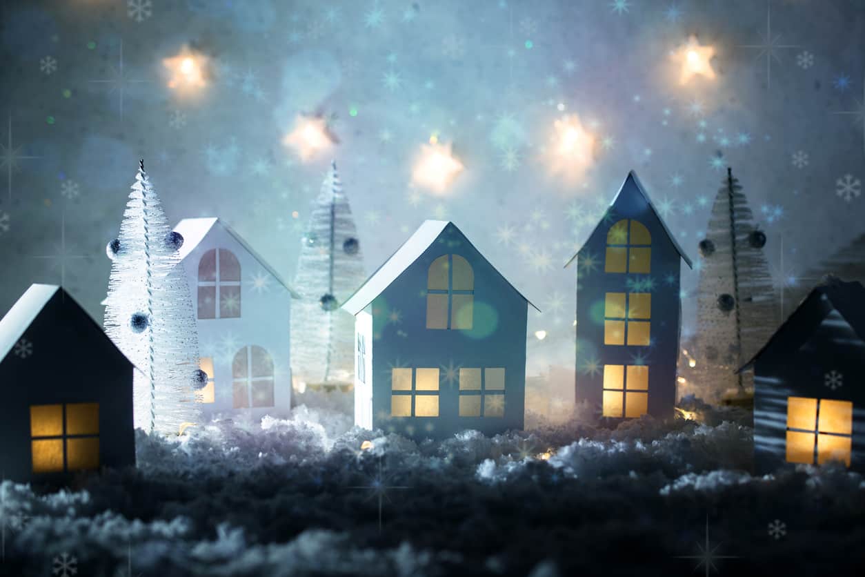 Holiday Decorated Home Figurines Holiday Decorated Home Figurines