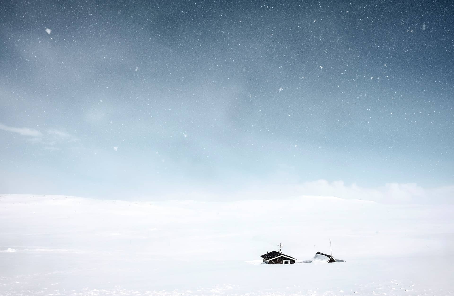 Home in the Middle Of Nowhere Snow Blue White