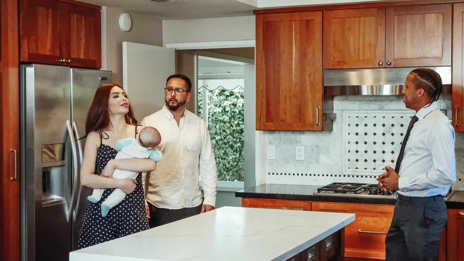 Real Estate Agent house kitchen