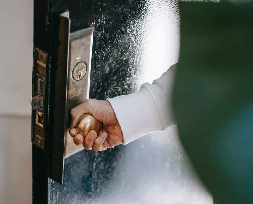 door knob open
