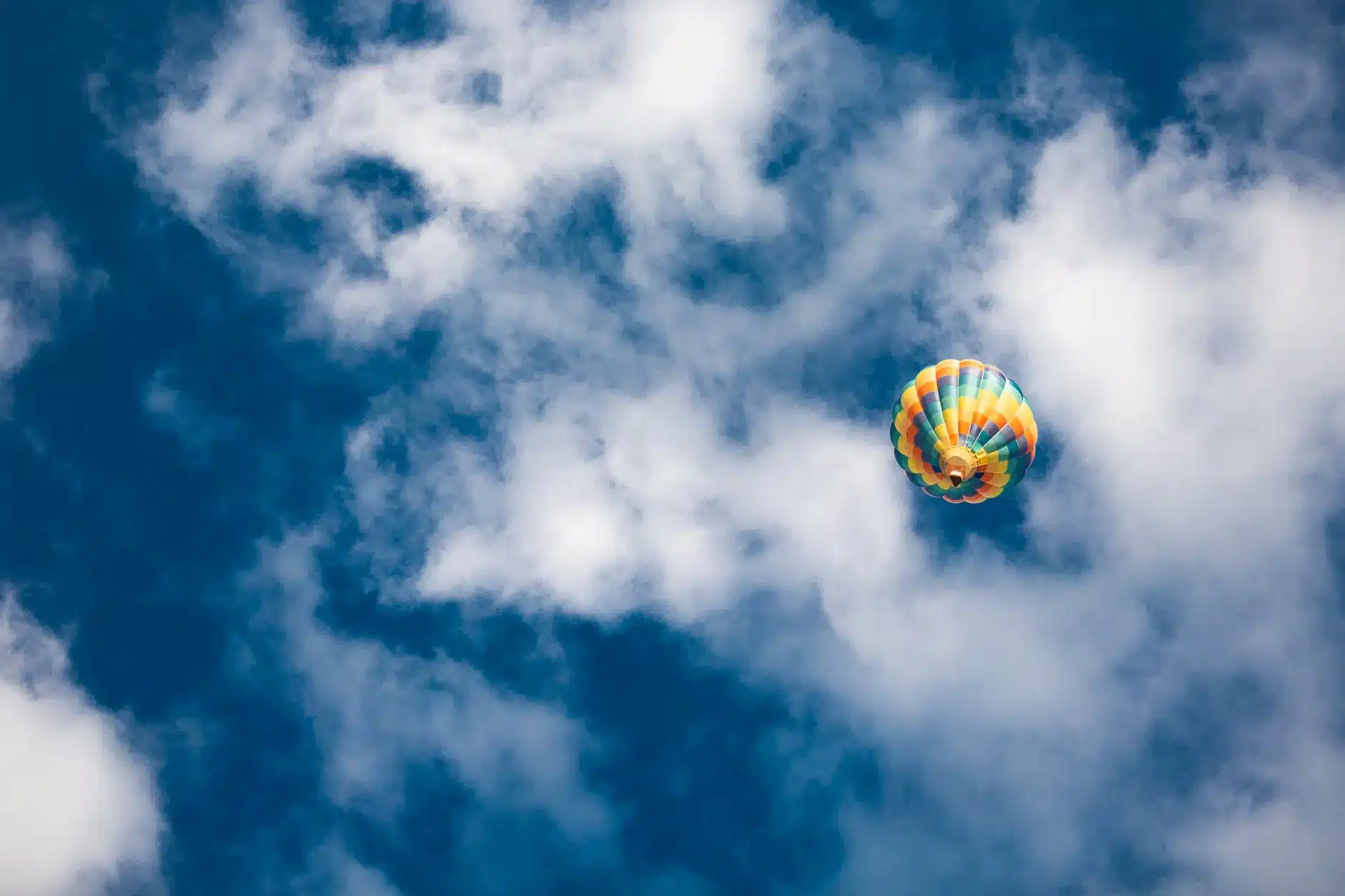 hot air balloon high ski up