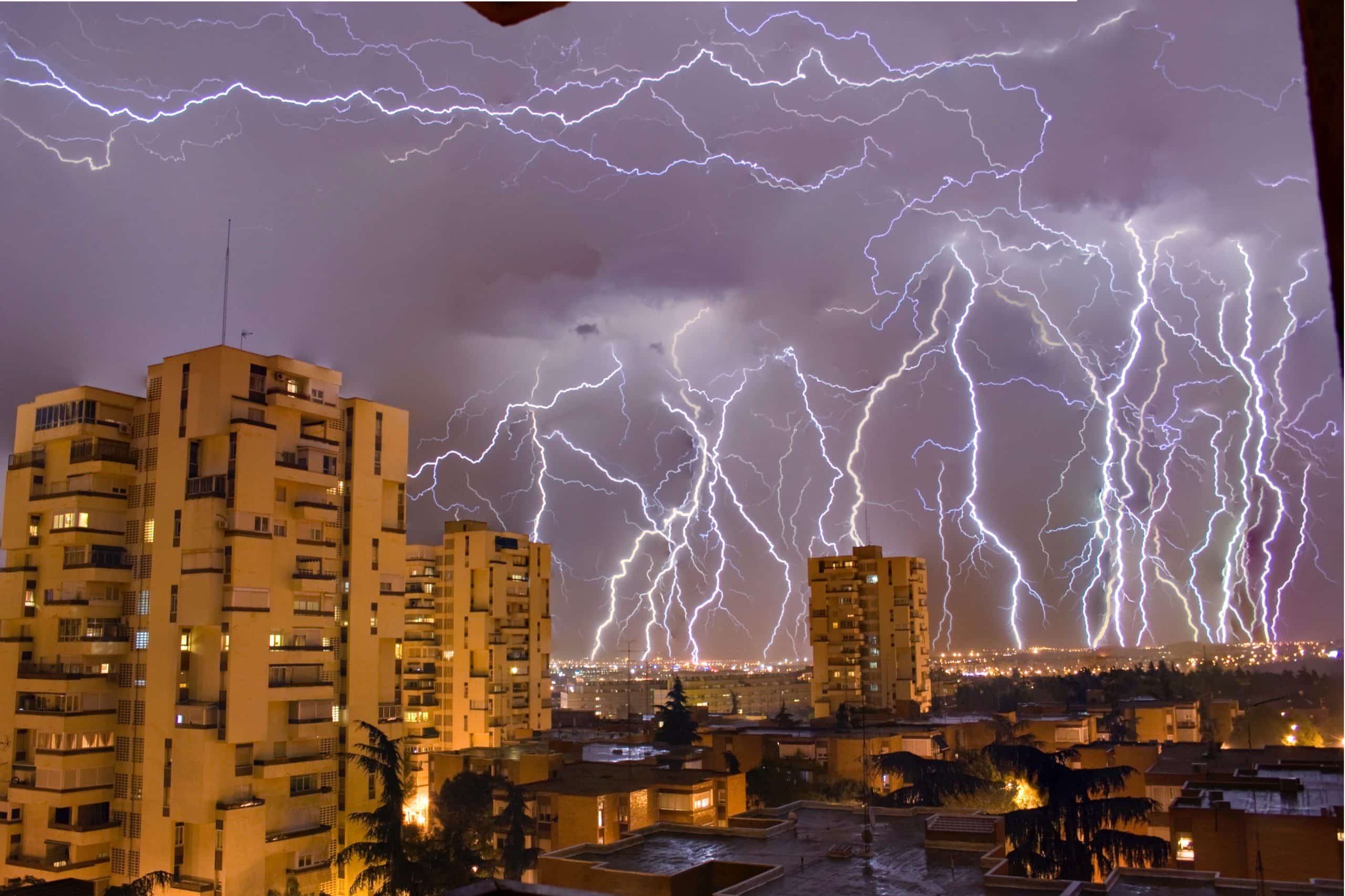 lightning storm city