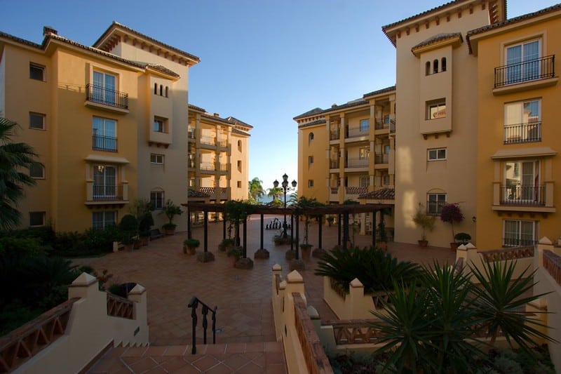 294838116_c4c0d6b92c_c Marriott hotel
