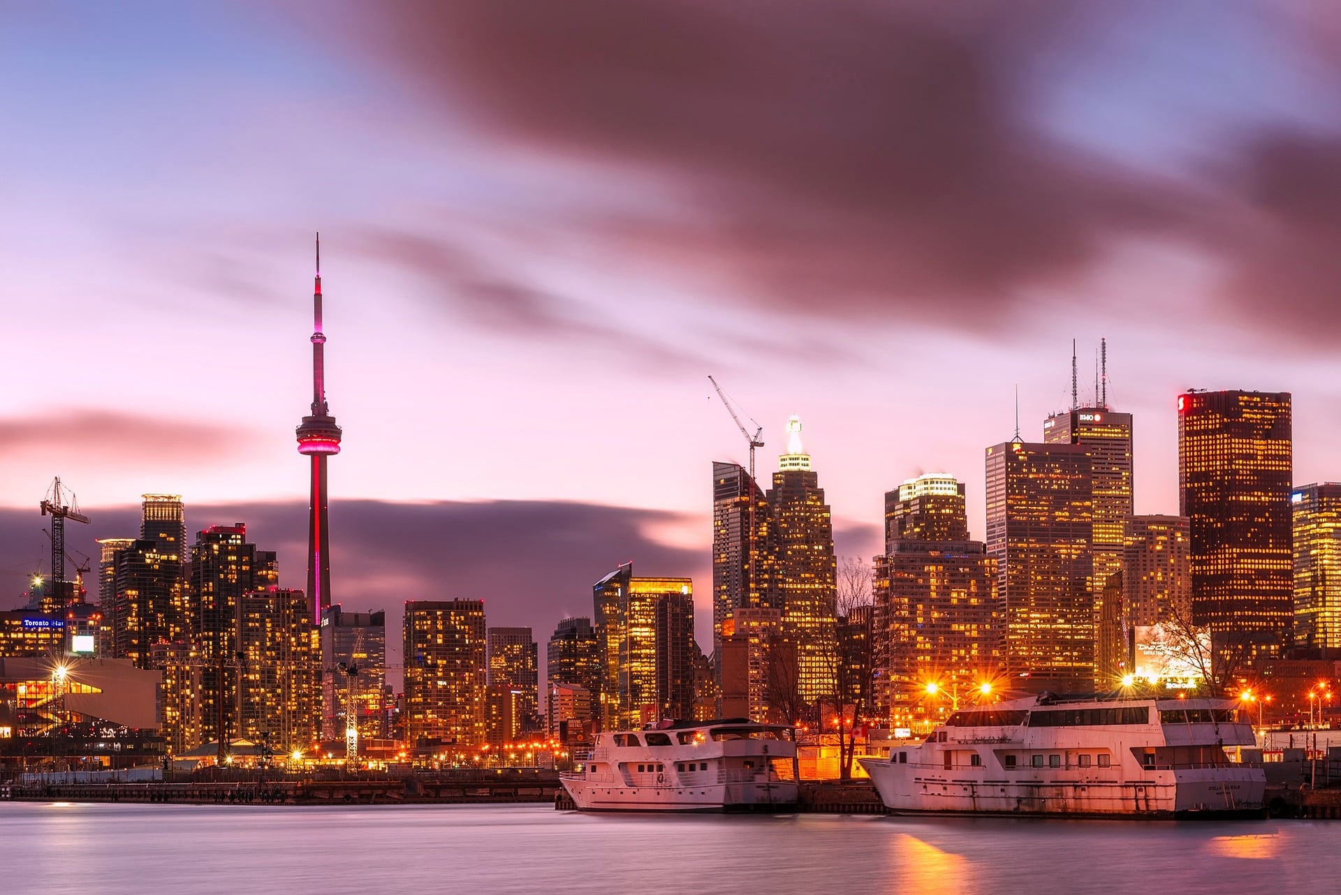 toronto-2183706_1920