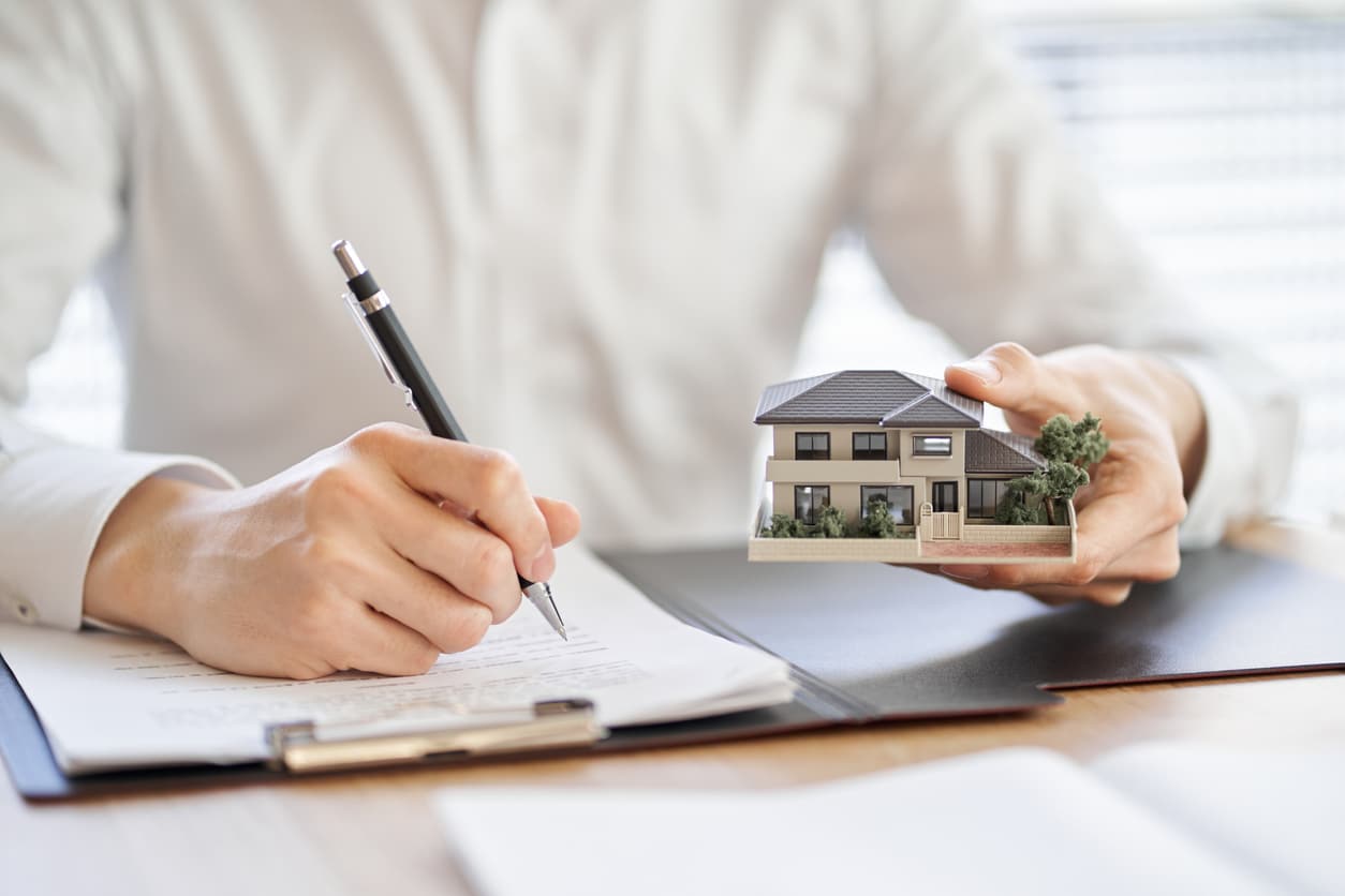 settlement on housing