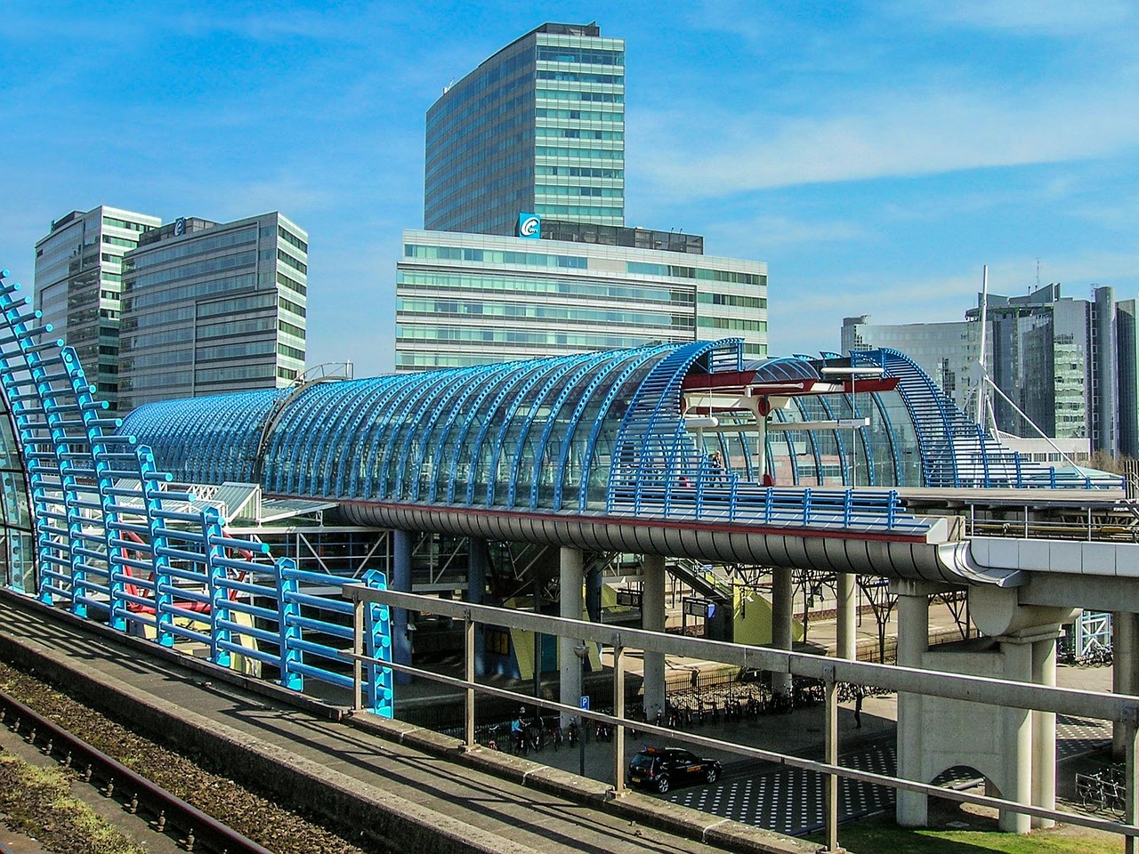 station-555509_1280