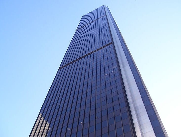 aon center