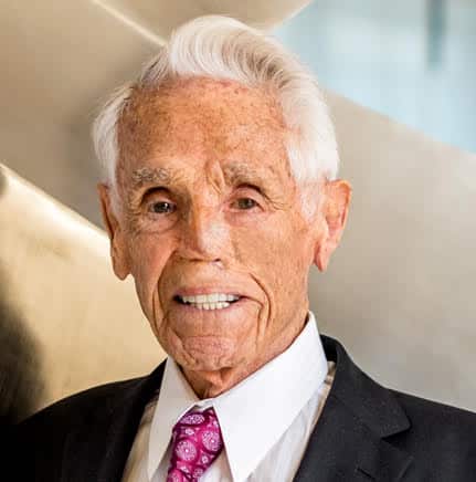 tibor hollo