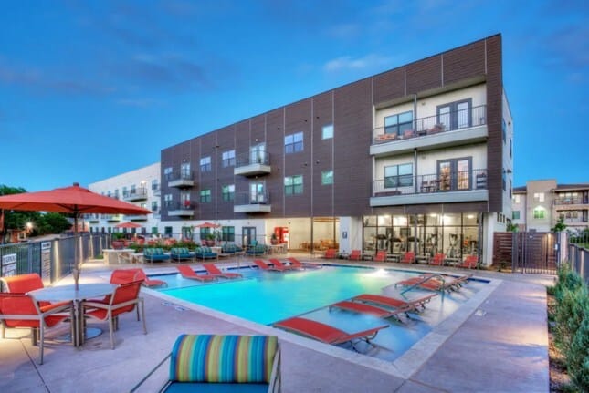 27TwentySevenD-FW-Poolview