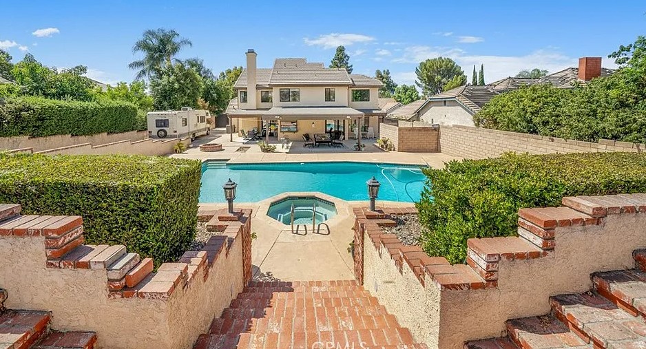 poltergeist house