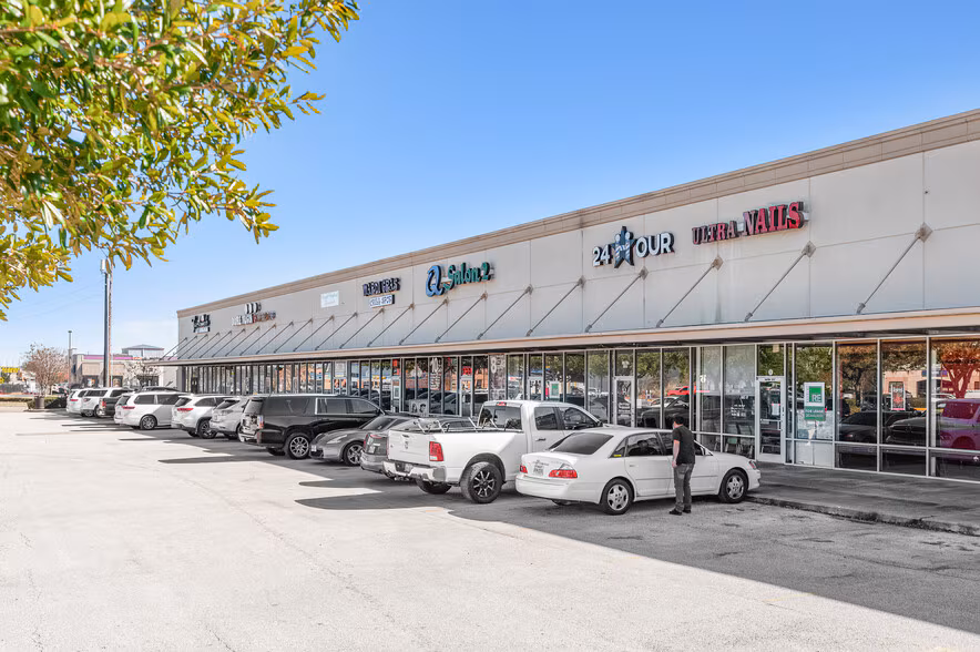 Prudent Growth Partners Acquires Houston Retail Center for $5.75 Million